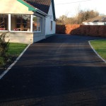 137773584_house-with-tarmacadam-driveway
