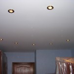 Натяжные-потолки-в-квартире-01