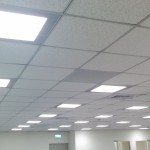 kak-ustanovit-svetilnik-v-podvesnoy-potolok