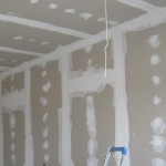 shpaklevka_gipsokartona_pod_oboi