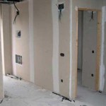 vyravnivanie-sten-gipsokartonom-svoimi-rukami